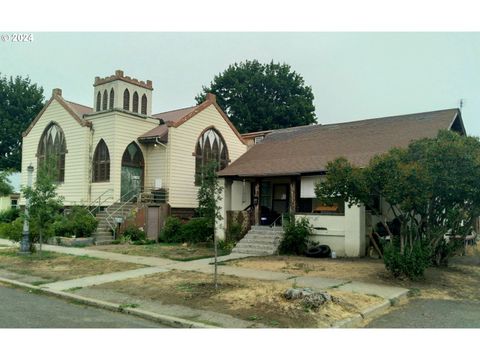 A home in La Grande