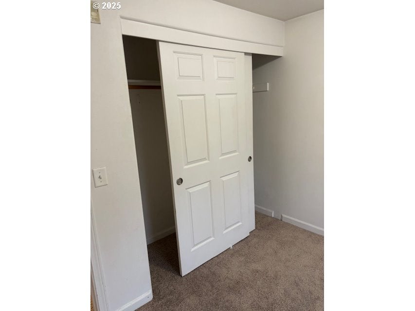 319 SE 162ND AVE 319