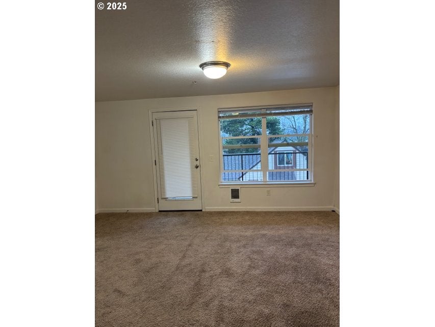 319 SE 162ND AVE 319