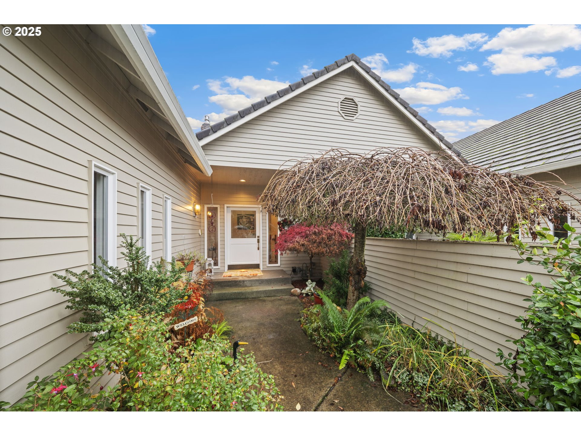 8212 NW FRUIT VALLEY RD A