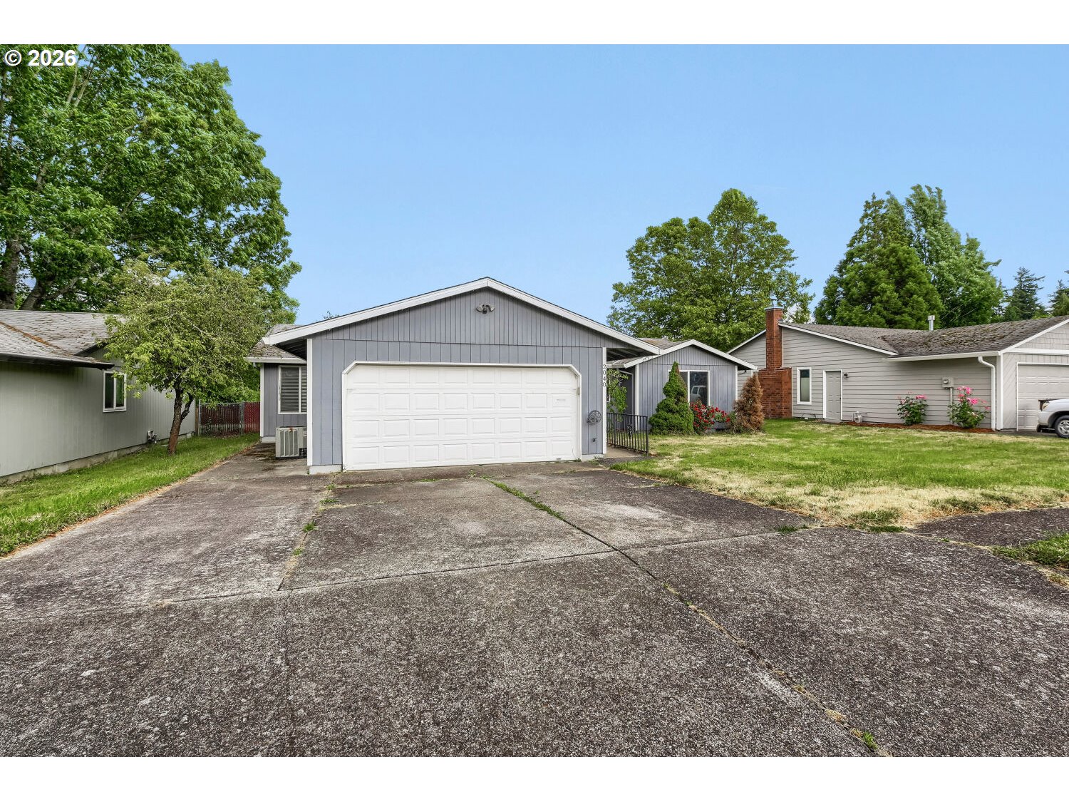 2040 NE 213TH AVE