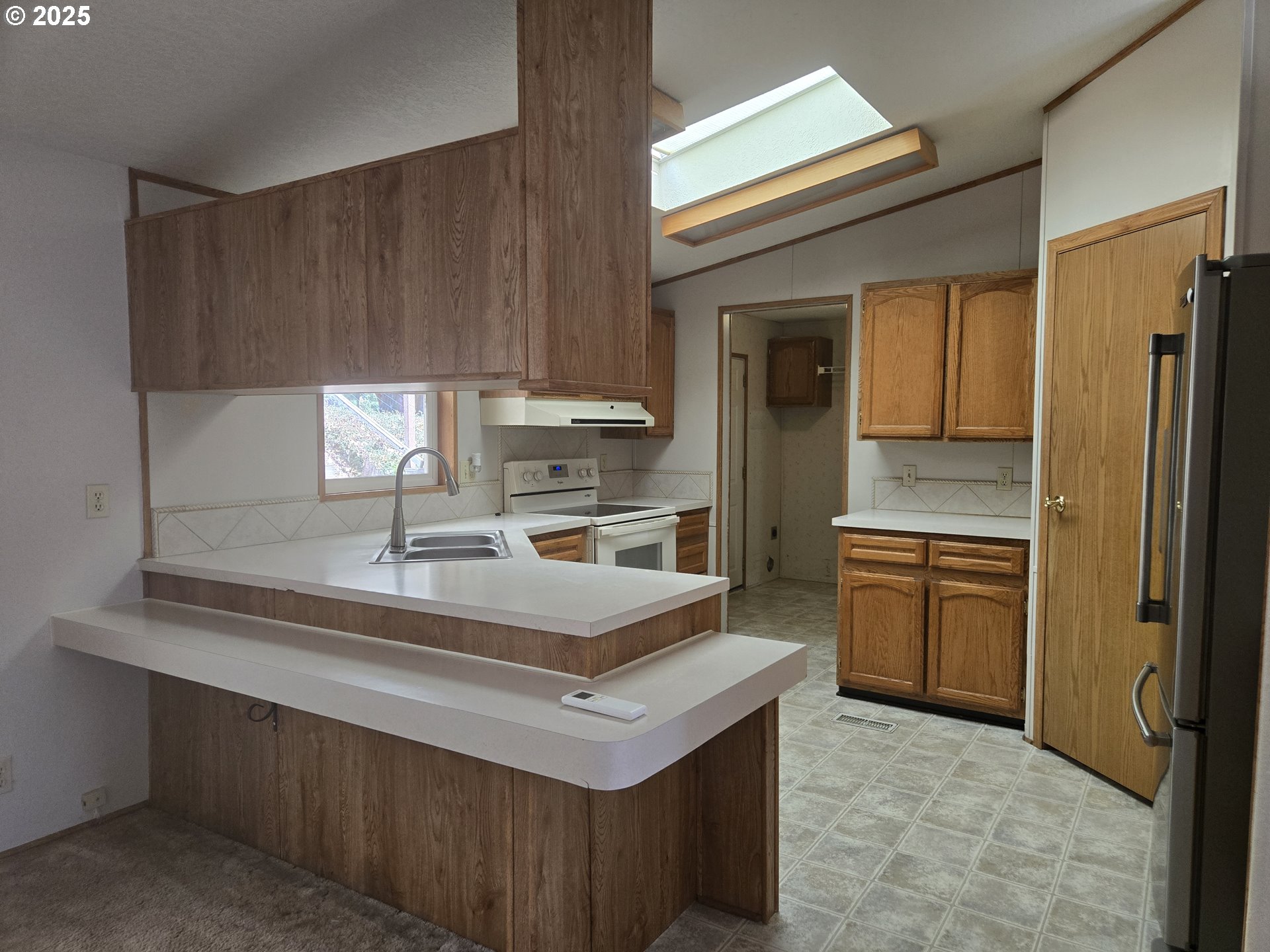 132 OAK TREE RD