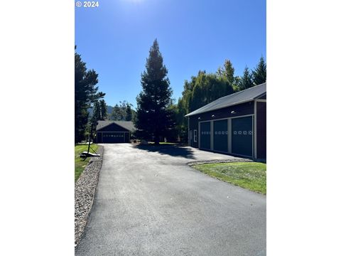 A home in Roseburg