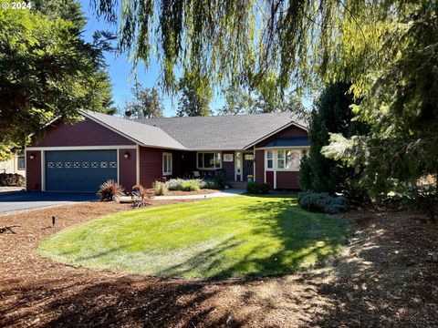 A home in Roseburg