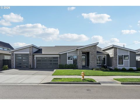 5904 SE MCINNIS ST Hillsboro OR 97123