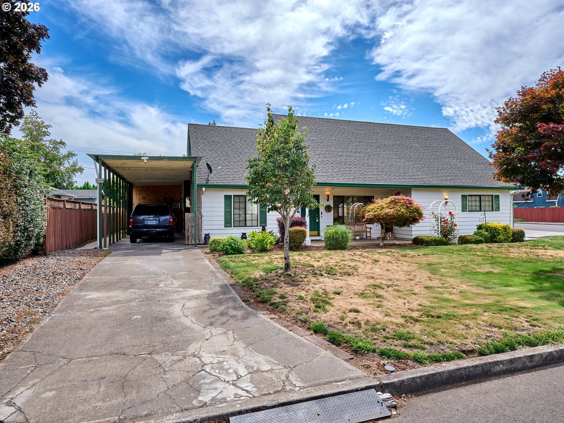 920 N ASPEN CT