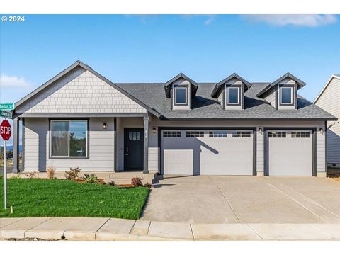 A home in Yamhill