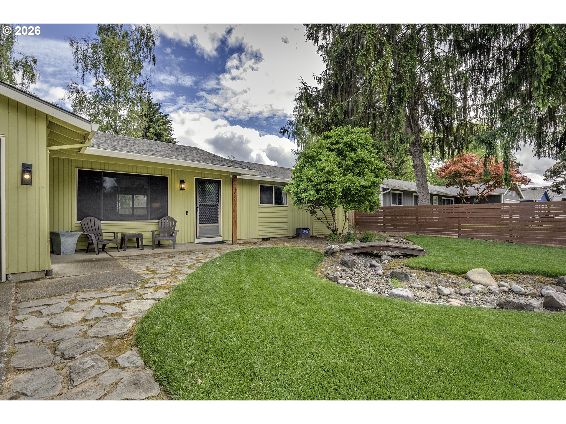 1680 SE 52ND AVE