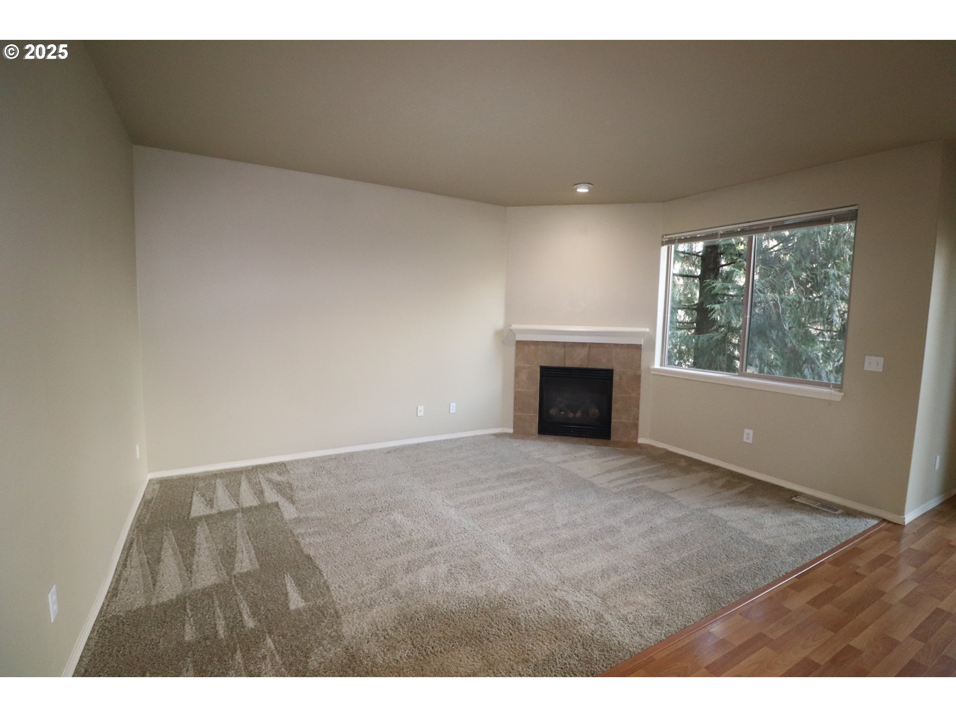 1461 SW EDGEFIELD MEADOWS TER