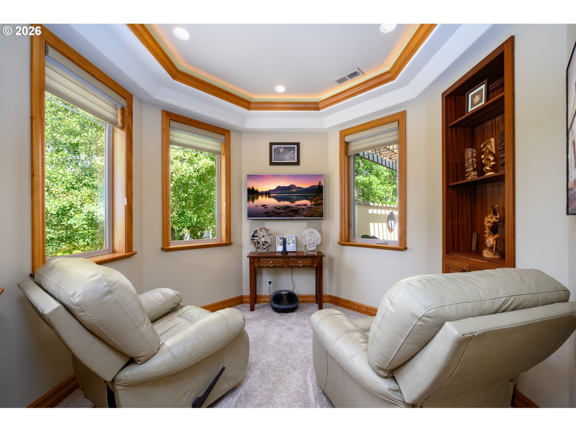 422 Jasmine Way, Roseburg, OR, 97471, USA, 5 Bedrooms Bedrooms, ,8 BathroomsBathrooms,Residential,Active,422 Jasmine Way,426247946