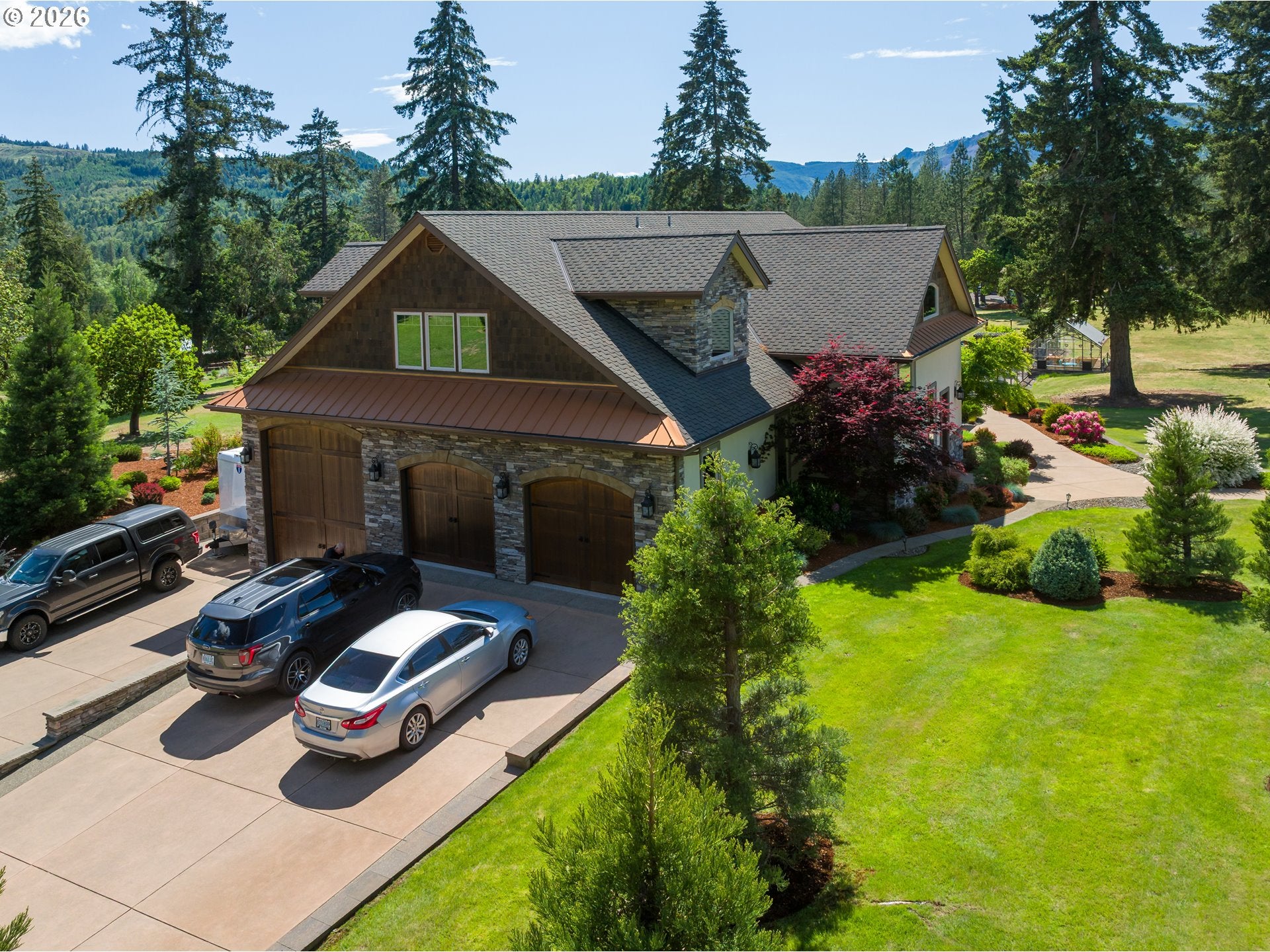 422 Jasmine Way, Roseburg, OR, 97471, USA, 5 Bedrooms Bedrooms, ,8 BathroomsBathrooms,Residential,Active,422 Jasmine Way,426247946