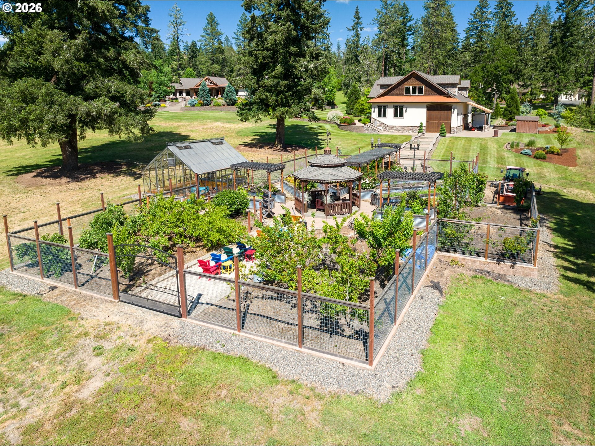 422 Jasmine Way, Roseburg, OR, 97471, USA, 5 Bedrooms Bedrooms, ,8 BathroomsBathrooms,Residential,Active,422 Jasmine Way,426247946