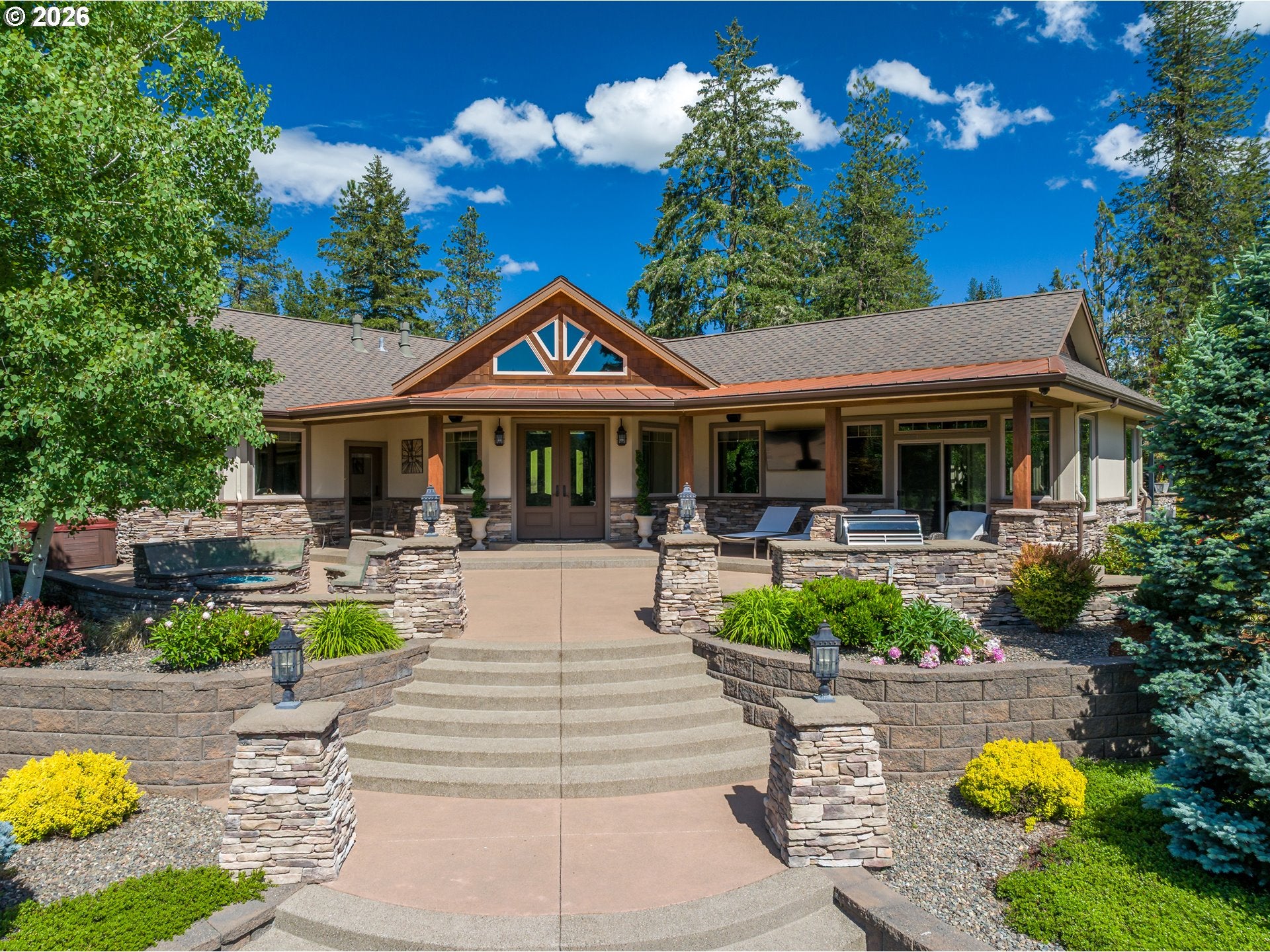 422 Jasmine Way, Roseburg, OR, 97471, USA, 5 Bedrooms Bedrooms, ,8 BathroomsBathrooms,Residential,Active,422 Jasmine Way,426247946