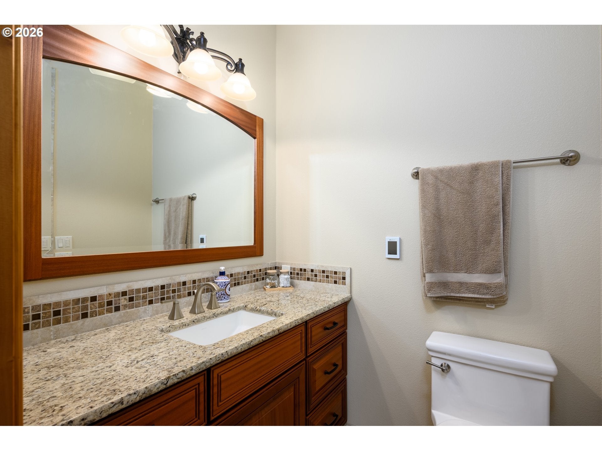 422 Jasmine Way, Roseburg, OR, 97471, USA, 5 Bedrooms Bedrooms, ,8 BathroomsBathrooms,Residential,Active,422 Jasmine Way,426247946