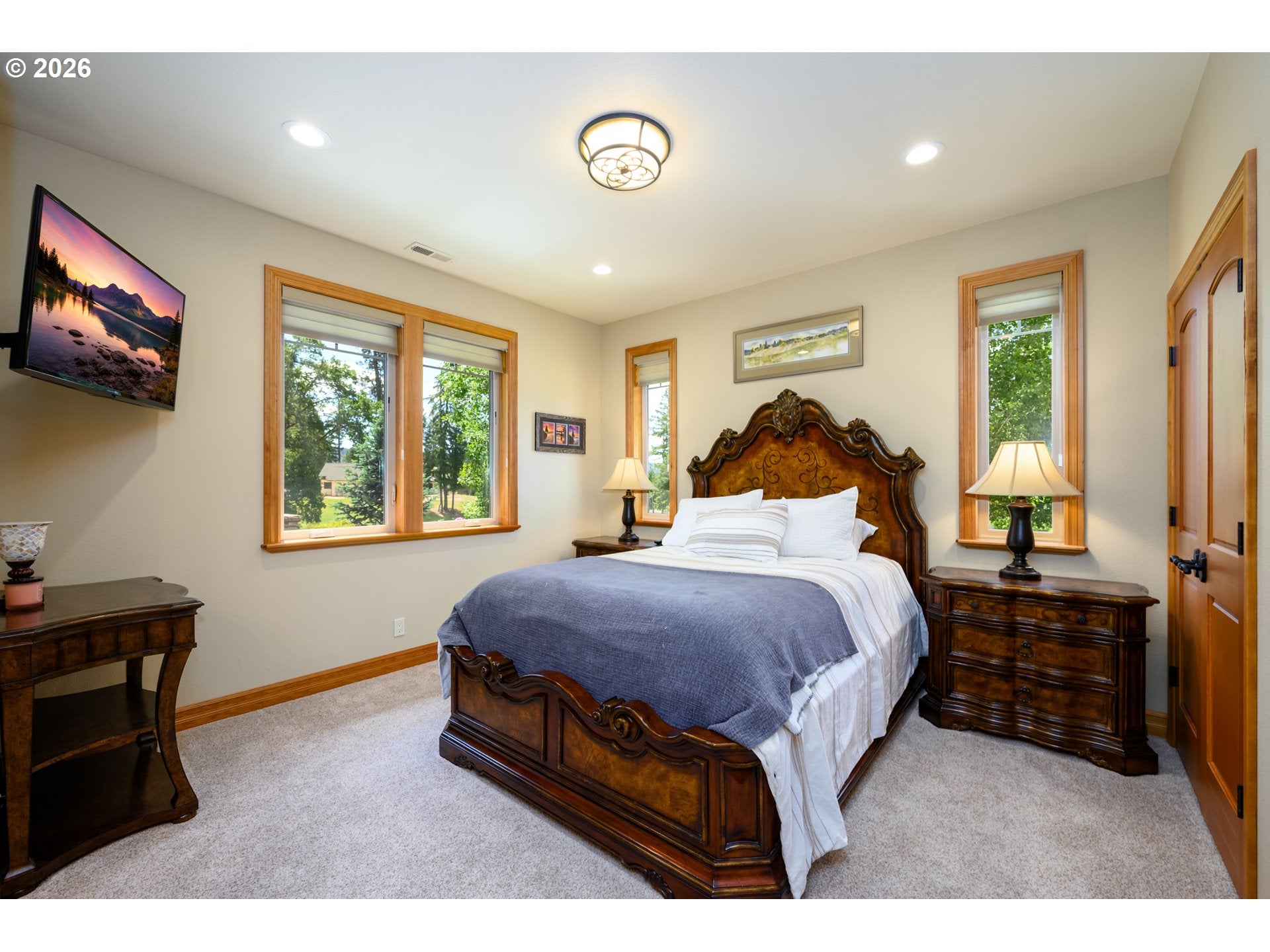 422 Jasmine Way, Roseburg, OR, 97471, USA, 5 Bedrooms Bedrooms, ,8 BathroomsBathrooms,Residential,Active,422 Jasmine Way,426247946