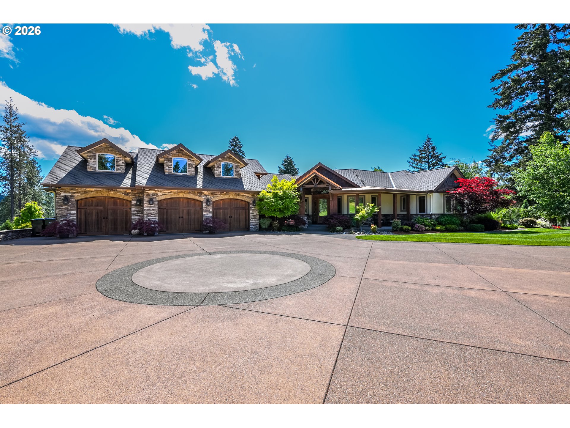 422 JASMINE WAY