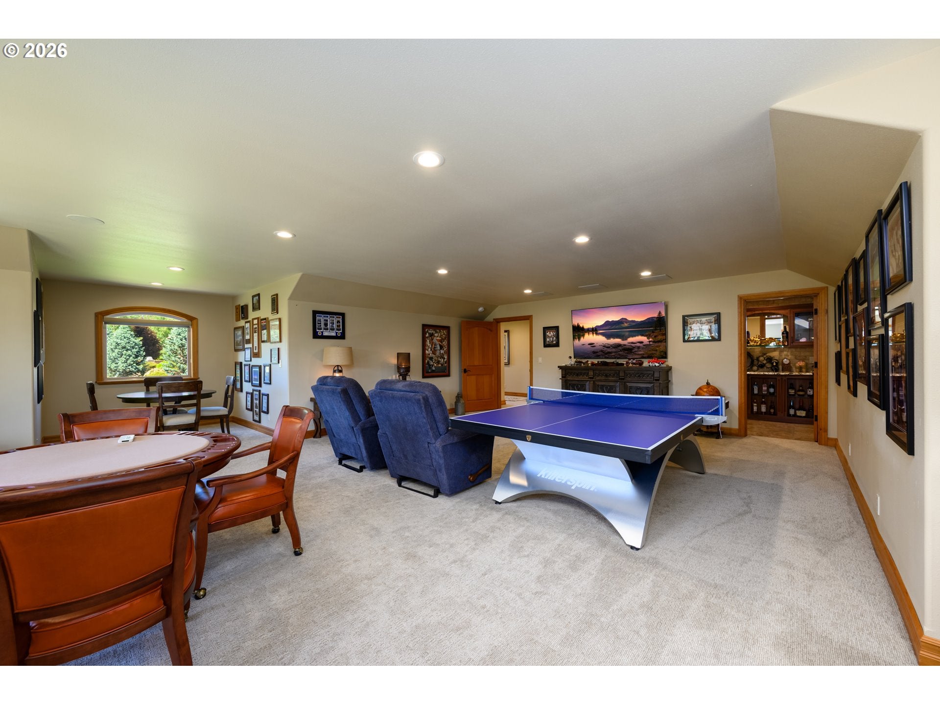 422 Jasmine Way, Roseburg, OR, 97471, USA, 5 Bedrooms Bedrooms, ,8 BathroomsBathrooms,Residential,Active,422 Jasmine Way,426247946