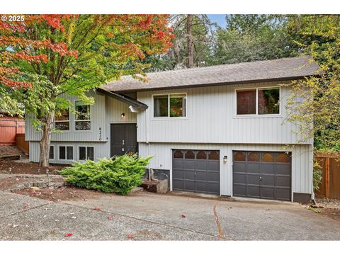 8220 SW CONNEMARA TER Beaverton OR 97008