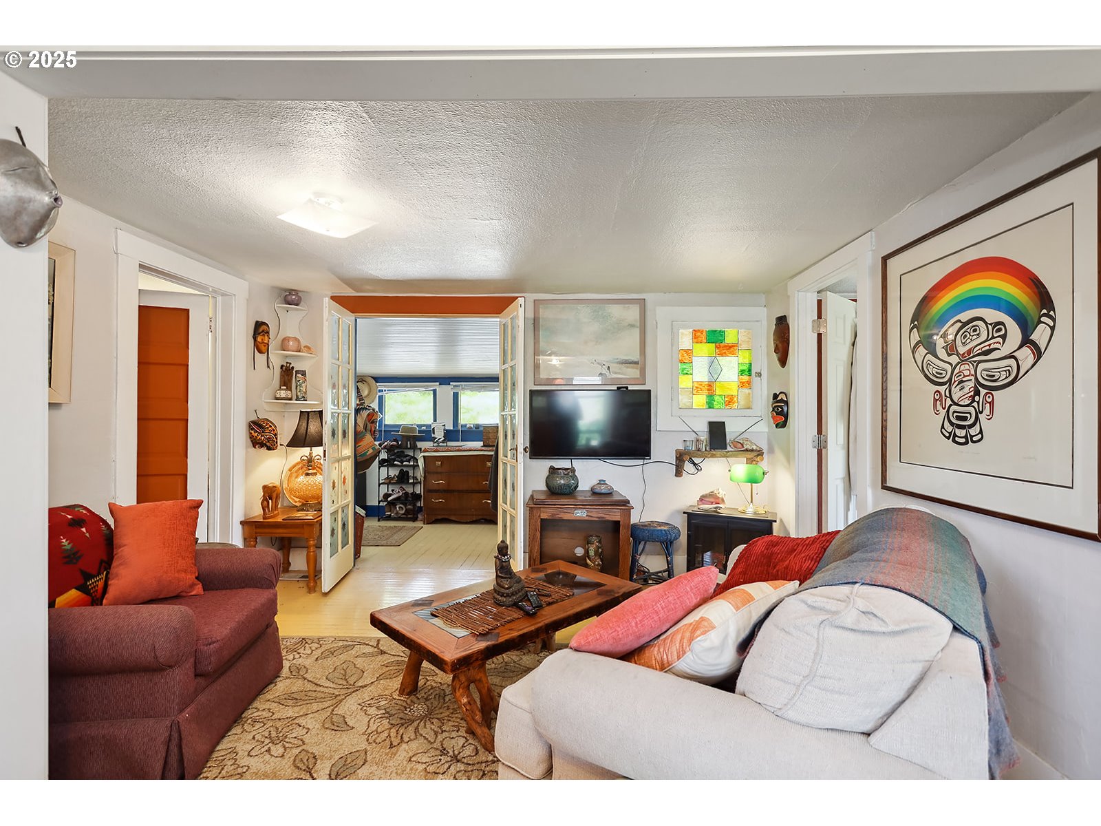 317 E 14TH ST