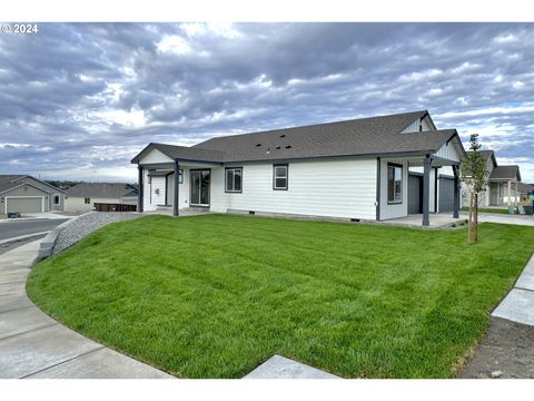 A home in Hermiston