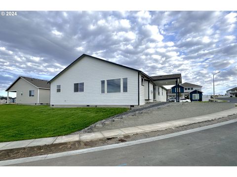 A home in Hermiston