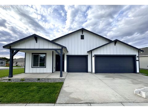 A home in Hermiston