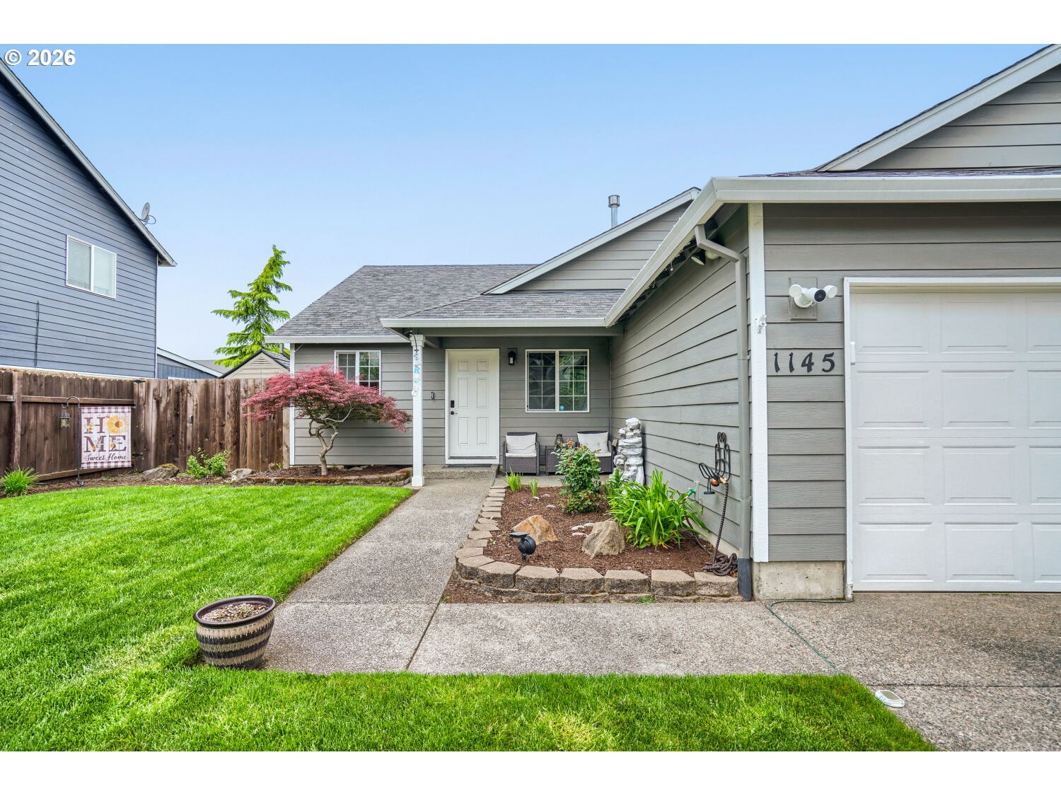 1145 COUNTRY LN
