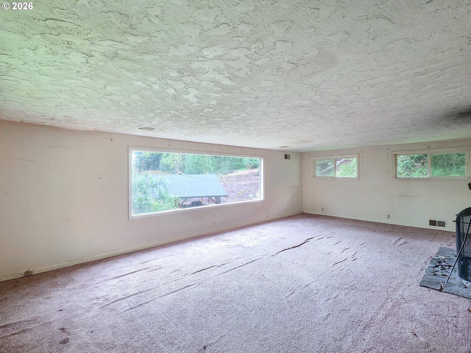 4410 SE ALDERCREST RD