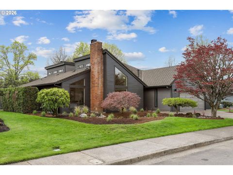 7104 SW CHAPEL LN Portland OR 97223