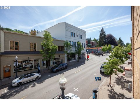 A home in Hood River