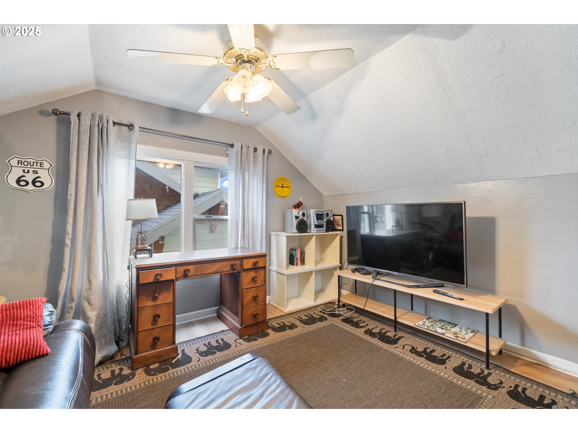 Tillamook, Oregon 97141, United States, 3 Bedrooms Bedrooms, ,2 BathroomsBathrooms,Residential,Active,185302