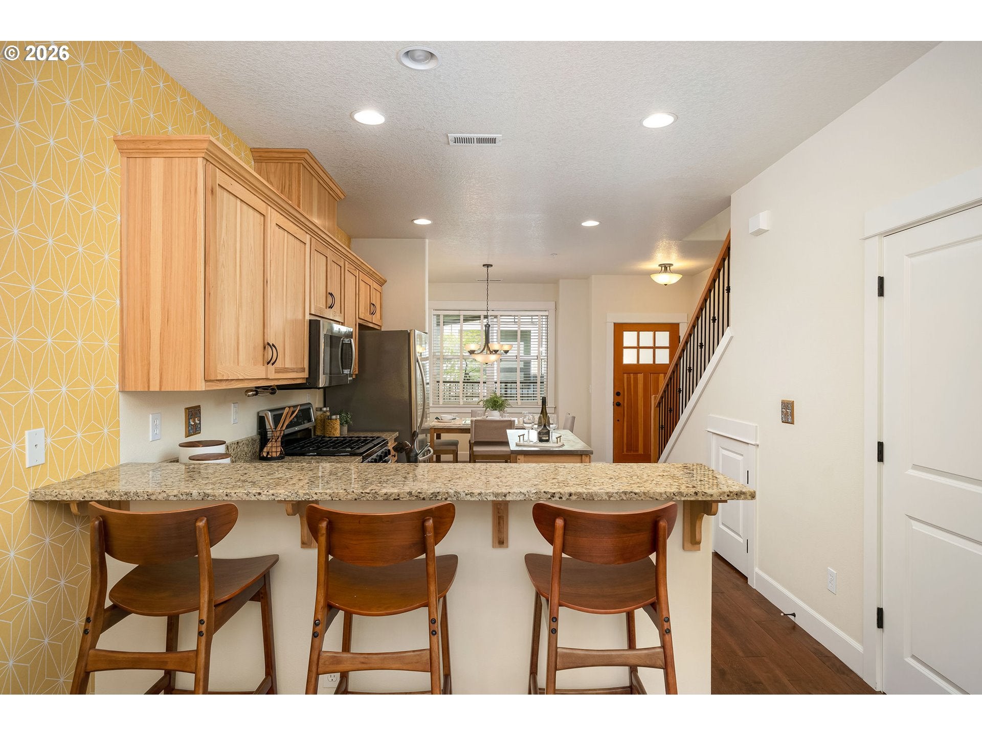 7520 SE MILWAUKIE AVE 201