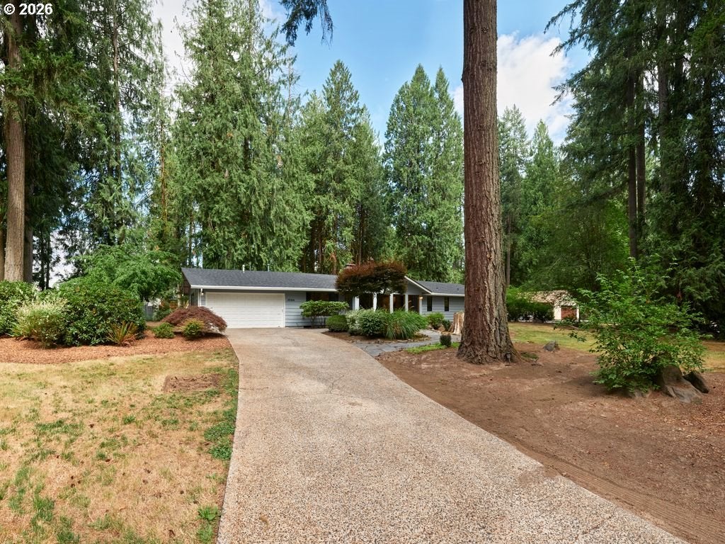 18504 NE CEDAR DR