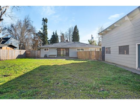 A home in Milwaukie