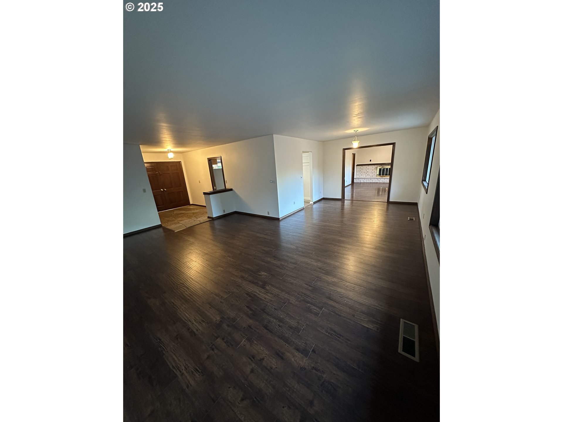 8940 SW OAK LN
