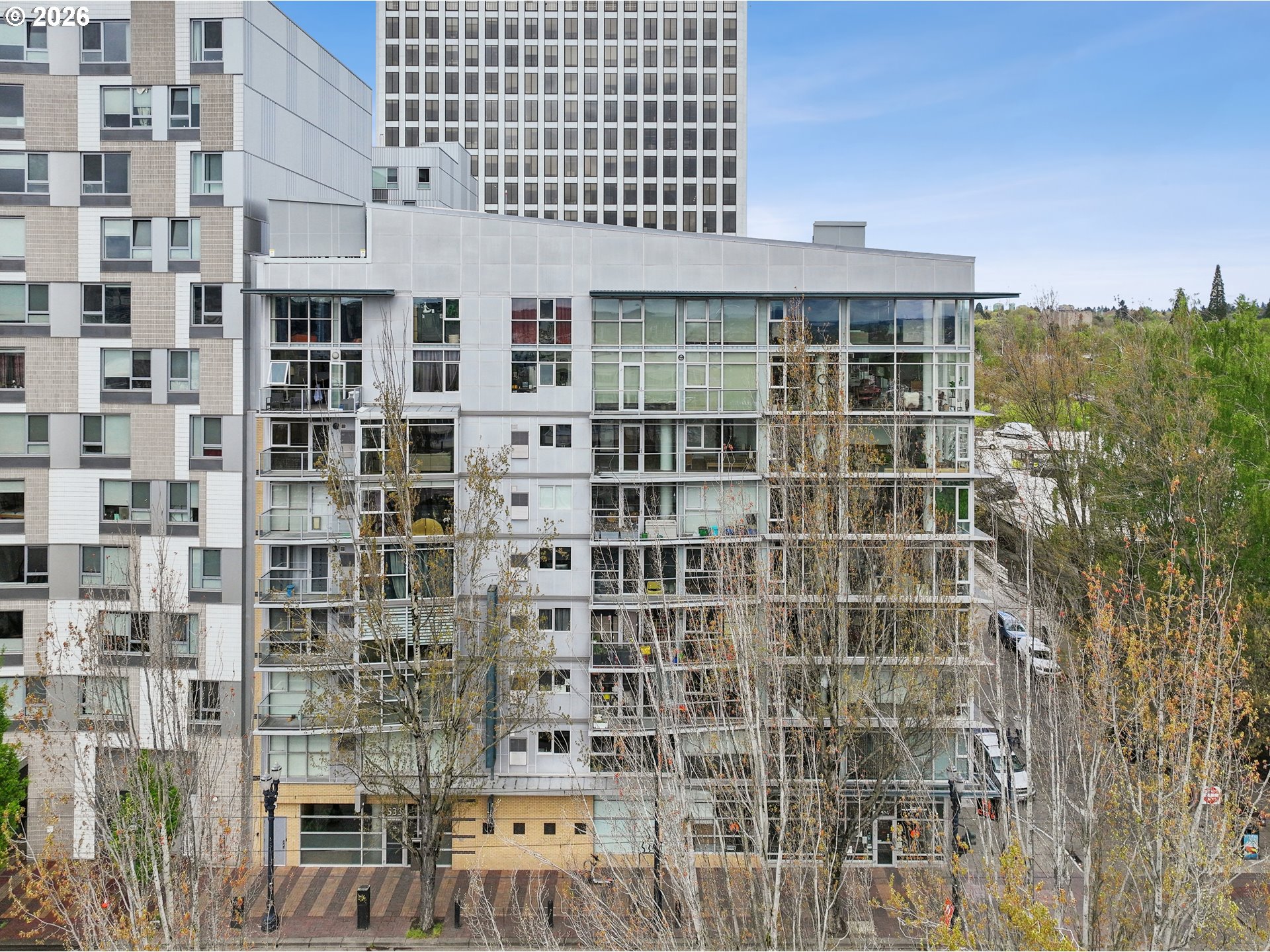 533 NE HOLLADAY ST 701