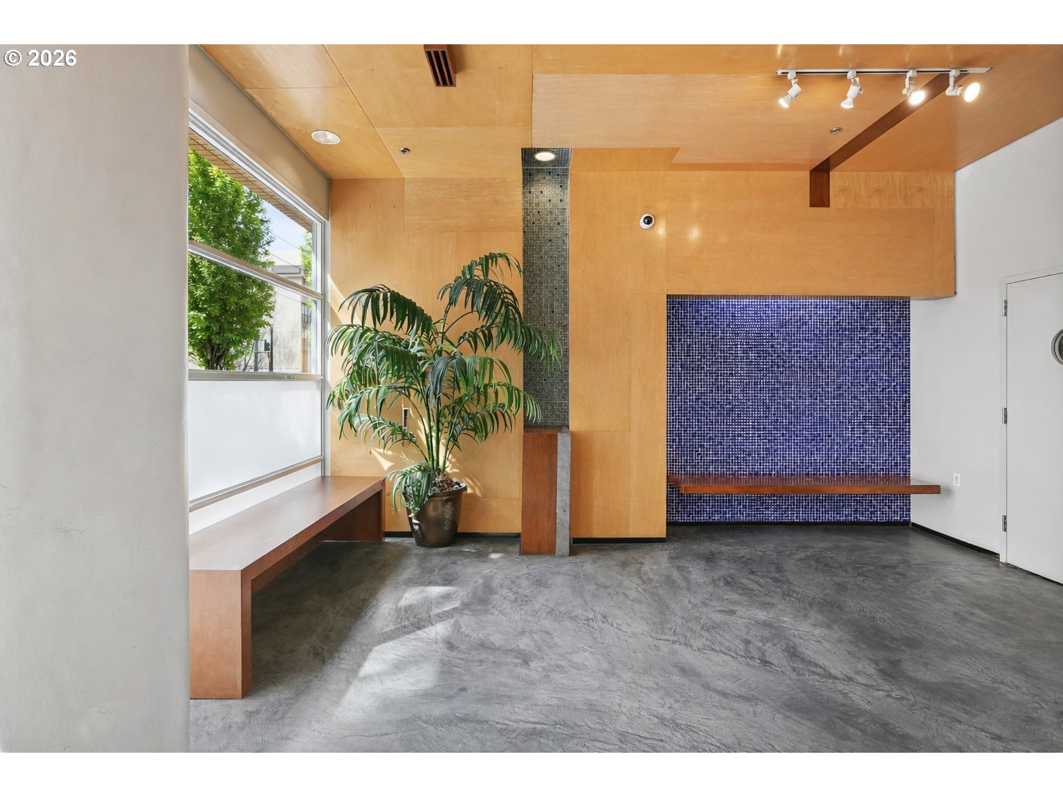 533 NE HOLLADAY ST 701