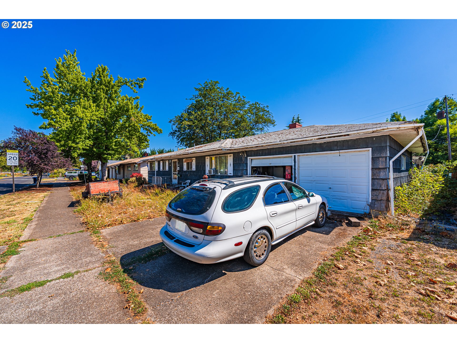 2255 POLK ST