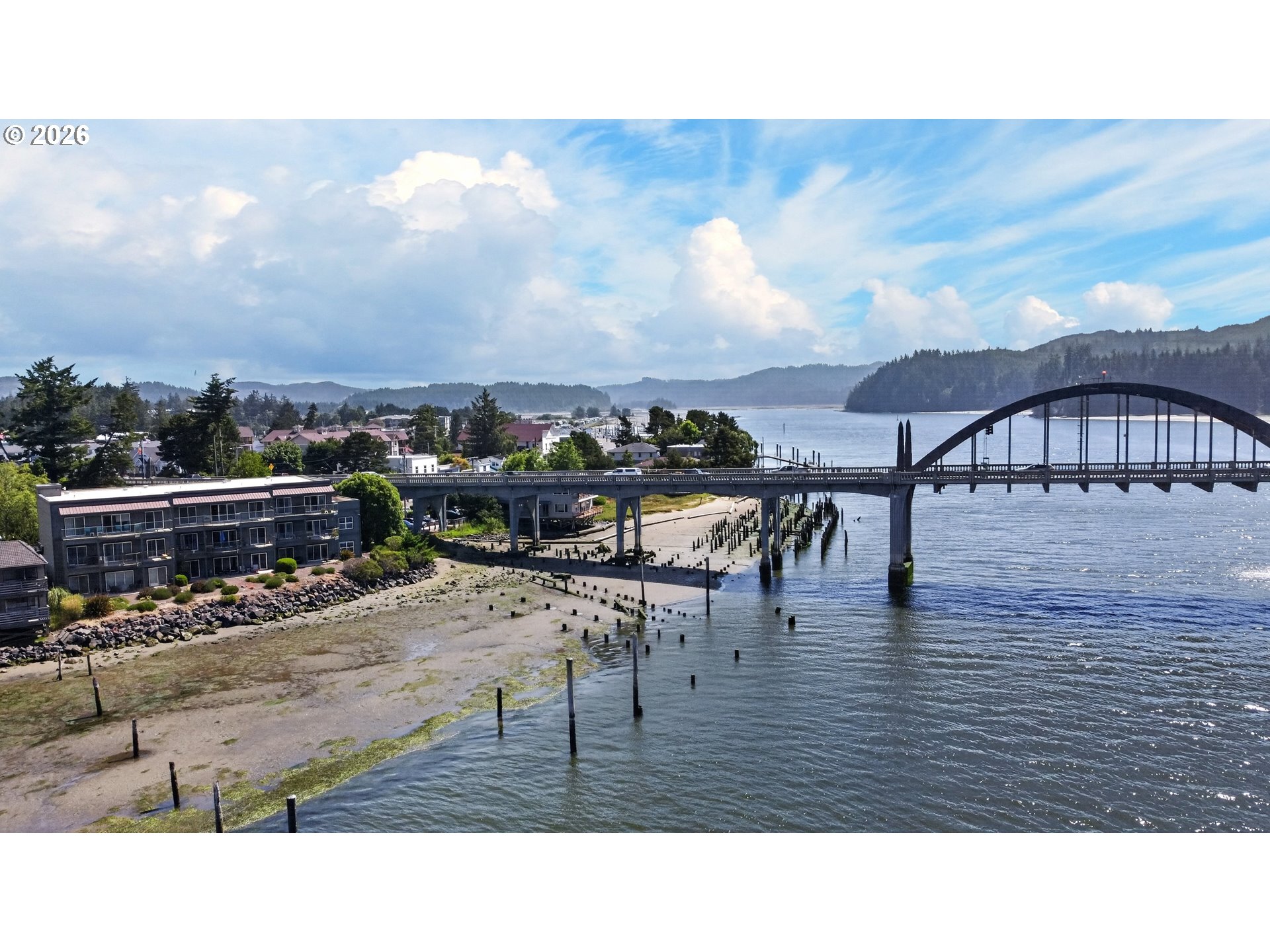 1220 BAY ST 302