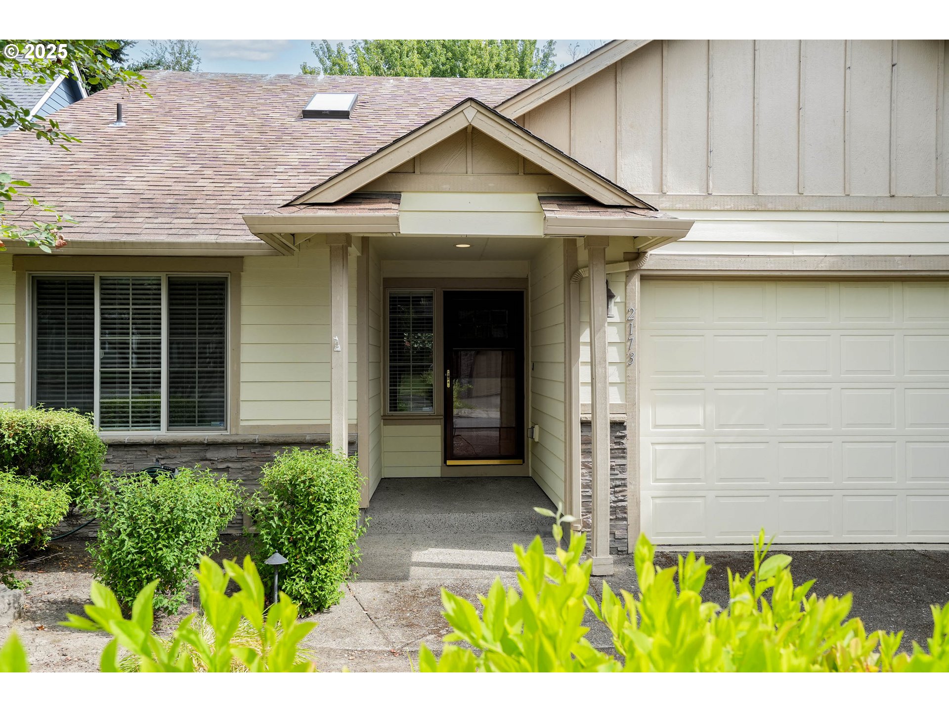 2173 LAURINE CT