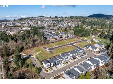 12801 SE Foxwood LN Happy Valley OR 97086