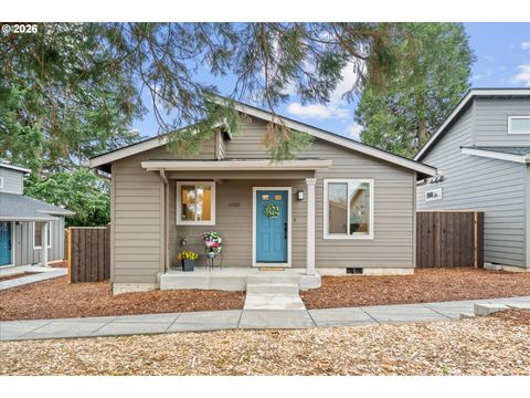 12300 Meadowlawn DR Oregon City OR 97045