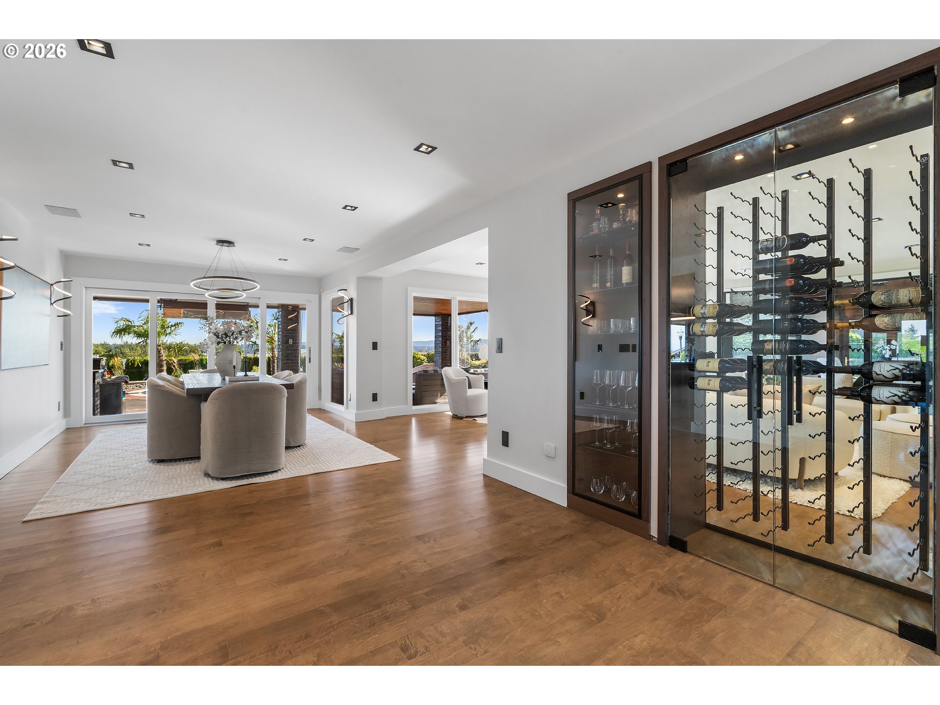 8015 SE EVERGREEN HWY