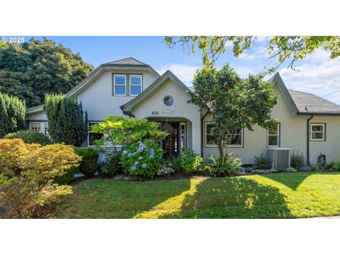 830 NE CESAR E CHAVEZ BLVD Portland OR 97232