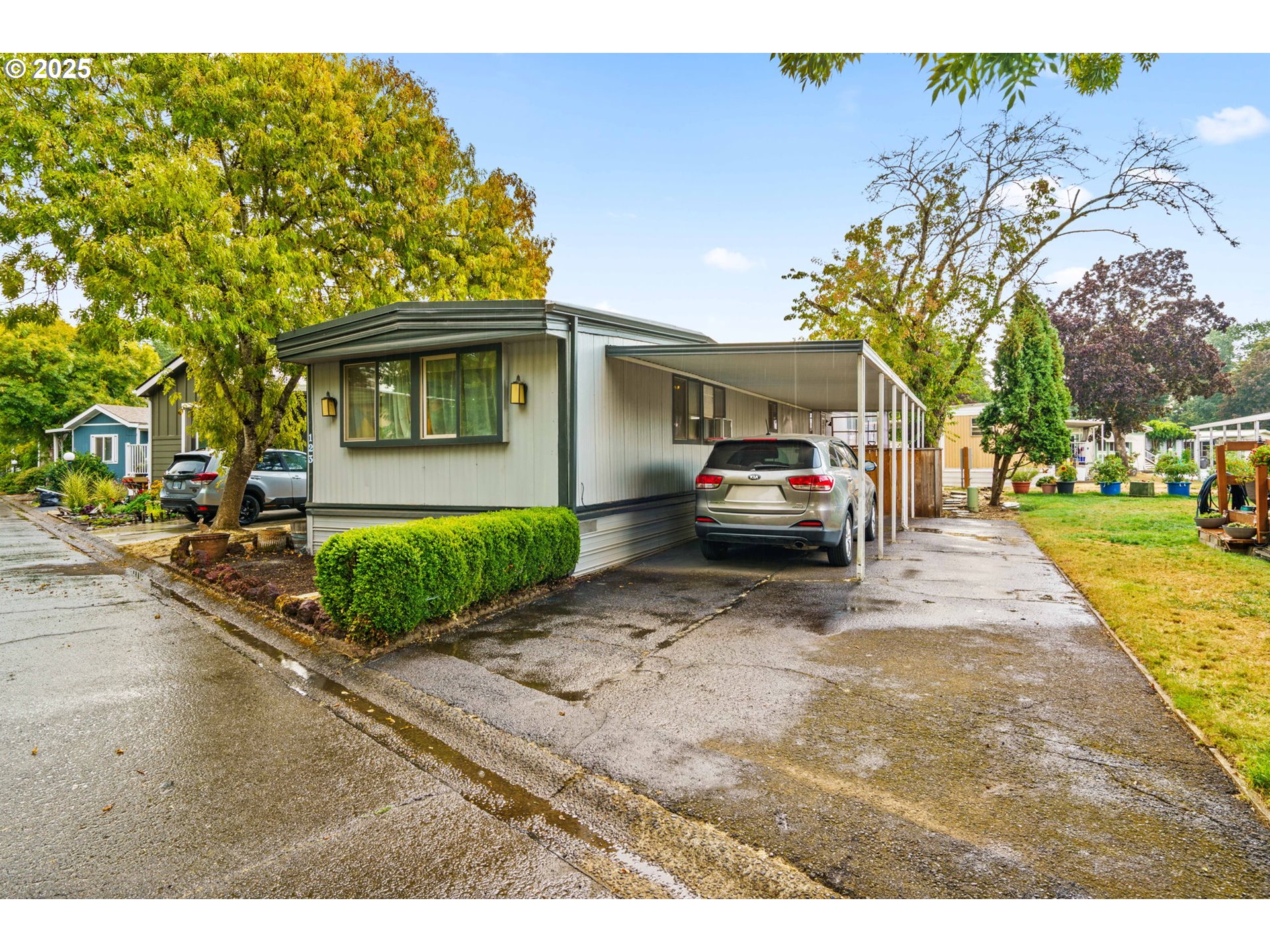 1475 GREEN ACRES RD 123