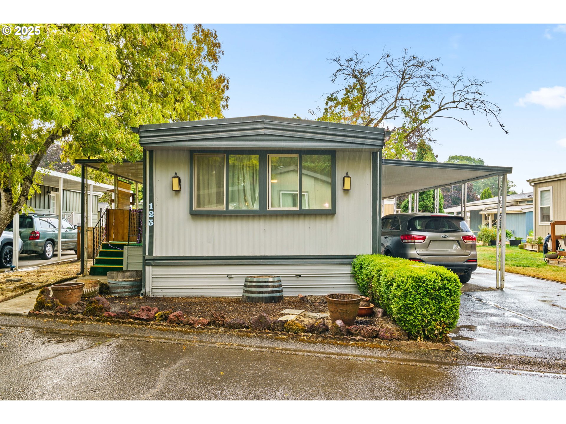 1475 GREEN ACRES RD 123