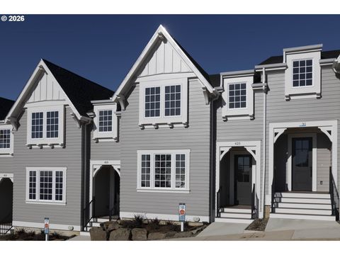 425 NE MOONWAKE LN 18 Depoe Bay OR 97341