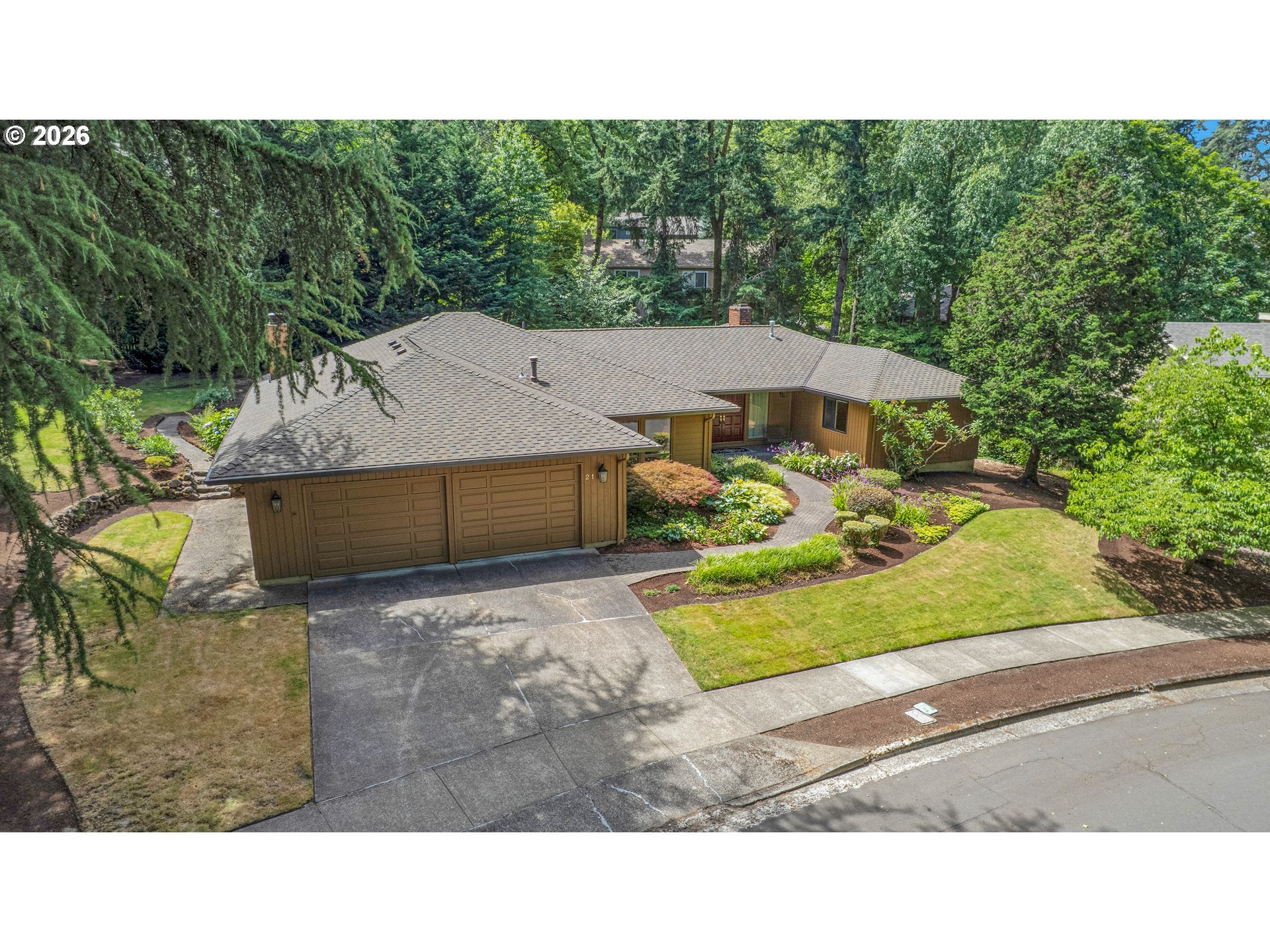 21 Westminster Dr, Lake Oswego, OR, 97034, USA, 3 Bedrooms Bedrooms, ,3 BathroomsBathrooms,Residential,Active,21 Westminster Dr,232508728