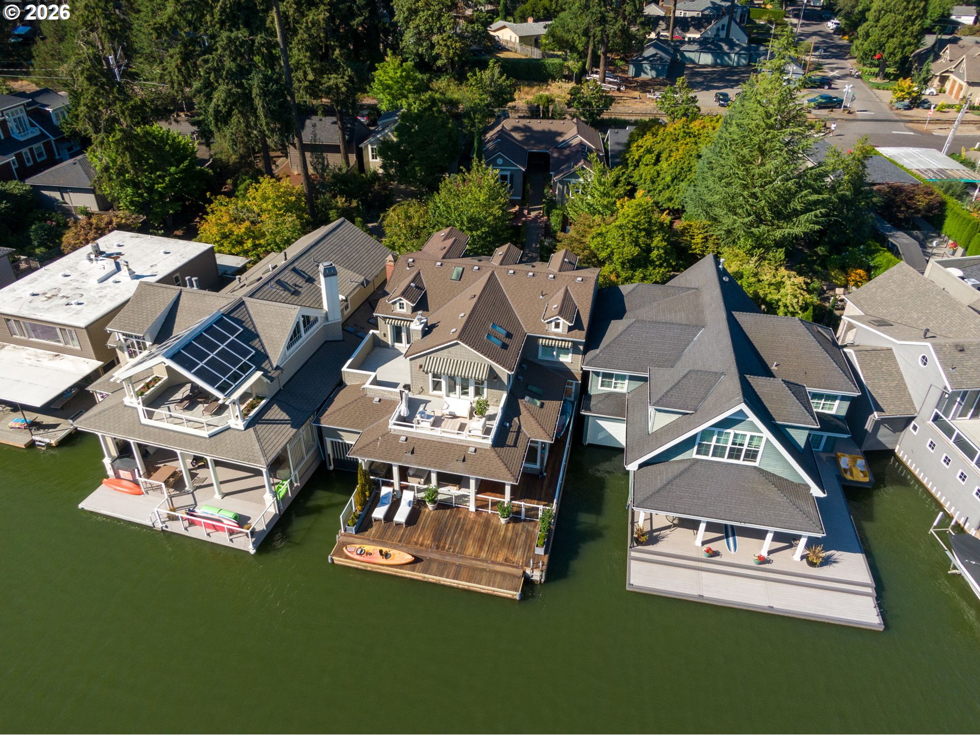 616 CABANA LN