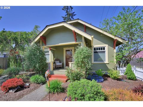 557 W 19TH AVE Eugene OR 97401